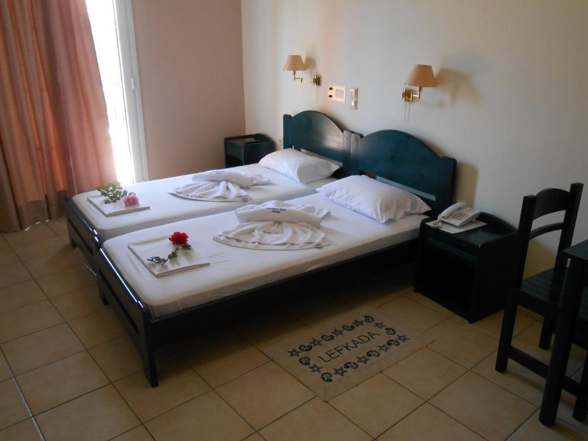 Golden Star Aparthotel นีดรี ภายนอก รูปภาพ
